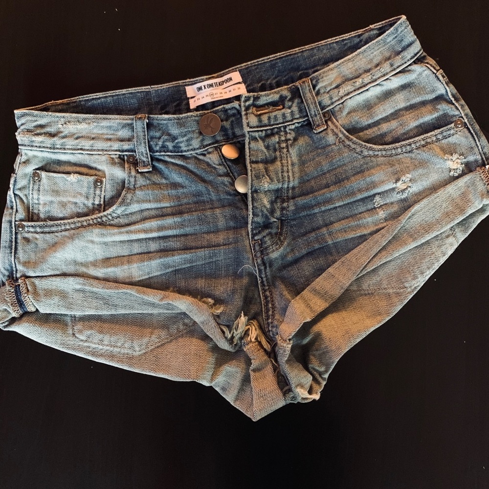 One Teaspoon Bandits Denim Short size 26